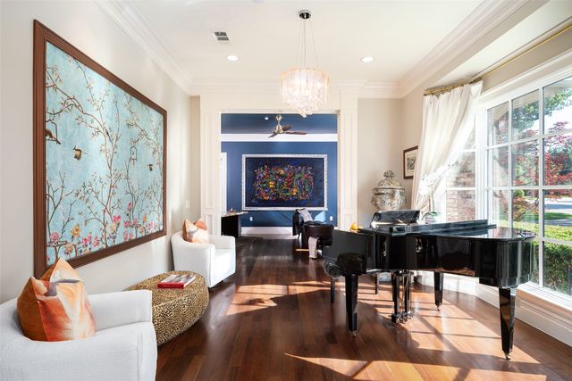 11484 Strait Lane, Dallas, TX 75229