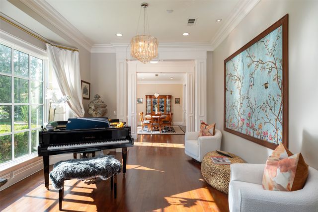 11484 Strait Lane, Dallas, TX 75229