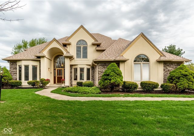10304 Fallen Oak Drive, Indianapolis, IN 46239