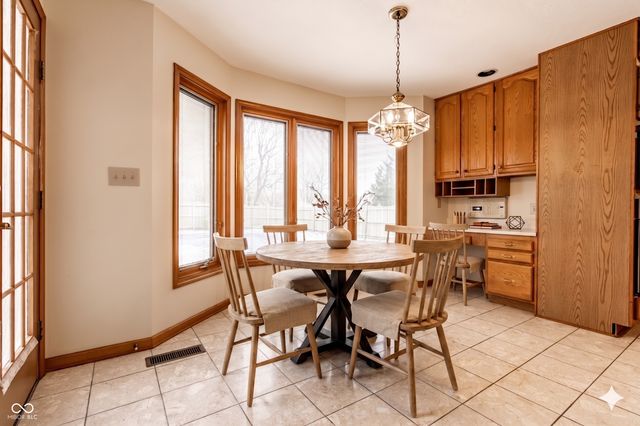 10304 Fallen Oak Drive, Indianapolis, IN 46239