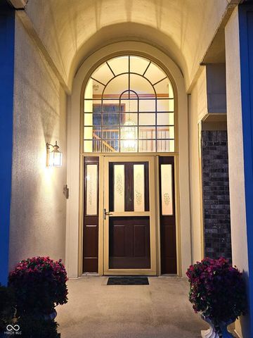 10304 Fallen Oak Drive, Indianapolis, IN 46239