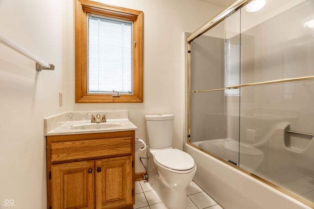 10304 Fallen Oak Drive, Indianapolis, IN 46239
