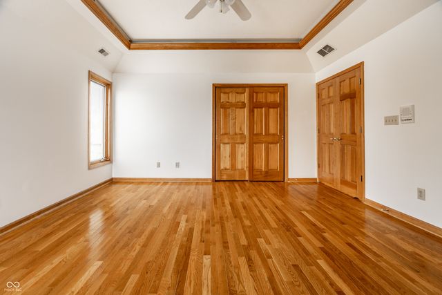 10304 Fallen Oak Drive, Indianapolis, IN 46239