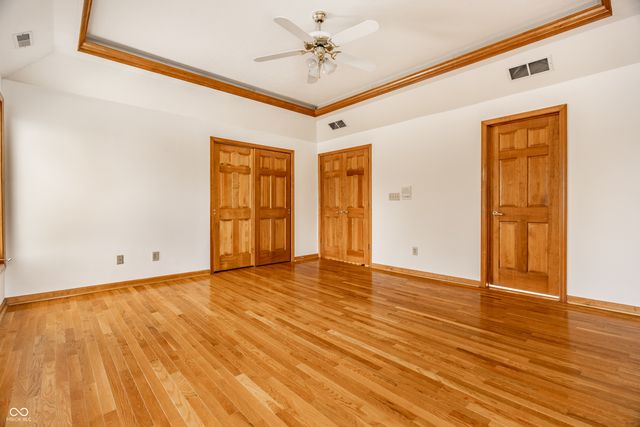 10304 Fallen Oak Drive, Indianapolis, IN 46239