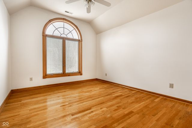 10304 Fallen Oak Drive, Indianapolis, IN 46239