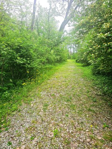 10304 Fallen Oak Drive, Indianapolis, IN 46239
