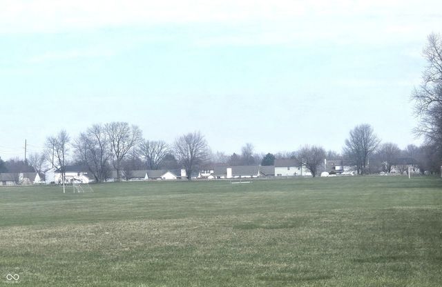 10304 Fallen Oak Drive, Indianapolis, IN 46239