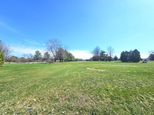 10304 Fallen Oak Drive, Indianapolis, IN 46239