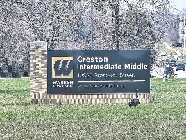 10304 Fallen Oak Drive, Indianapolis, IN 46239