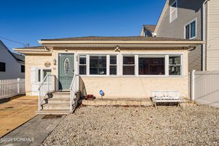 208 Carteret Avenue, Seaside Heights, NJ 08751