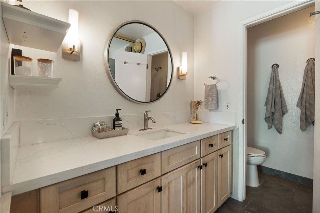 Image 22 of property listing at 4900 Overland 326, Culver City, CA 90230