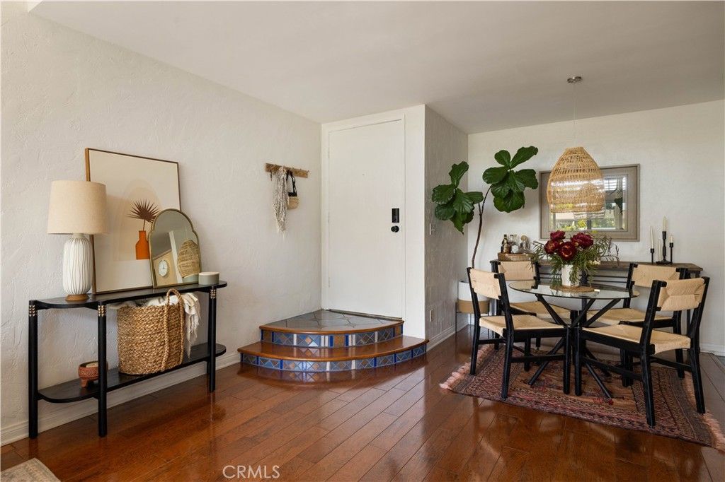 Image 7 of property listing at 4900 Overland 326, Culver City, CA 90230