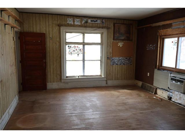 713 5th Avenue, Eau Claire, WI 54703