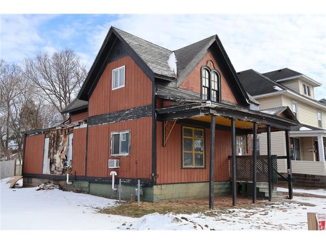 713 5th Avenue, Eau Claire, WI 54703