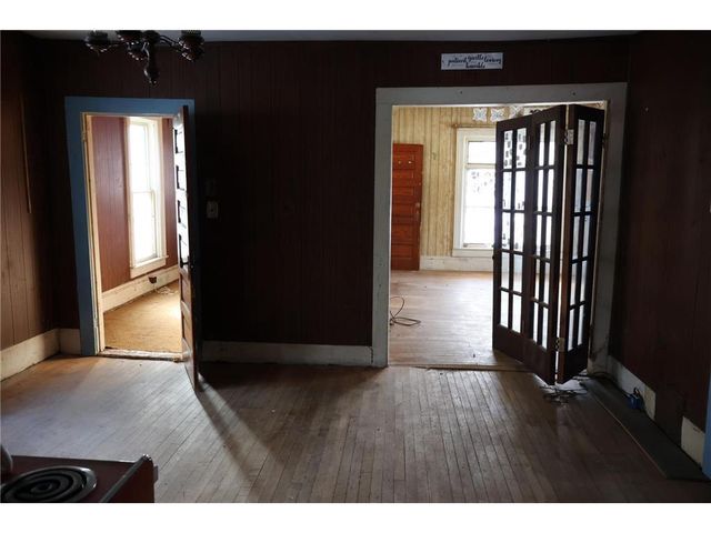 713 5th Avenue, Eau Claire, WI 54703