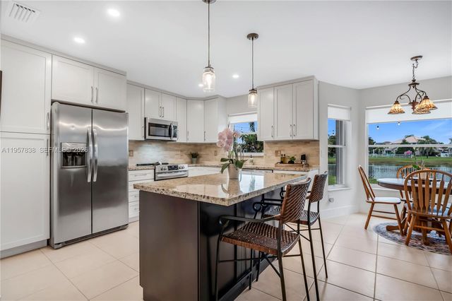 18159 SW 3rd St, Pembroke Pines, FL 33029