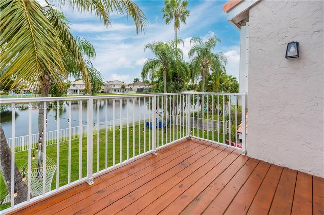 18159 SW 3rd St, Pembroke Pines, FL 33029