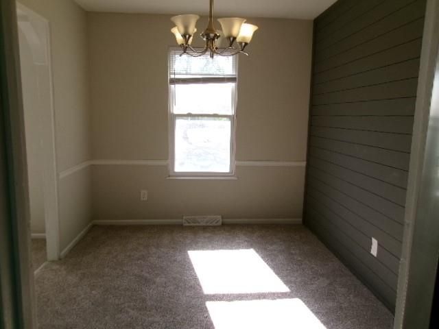1005 SW 23rd Street, Blue Springs, MO 64015