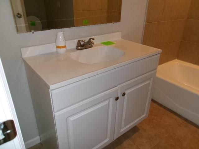 1005 SW 23rd Street, Blue Springs, MO 64015