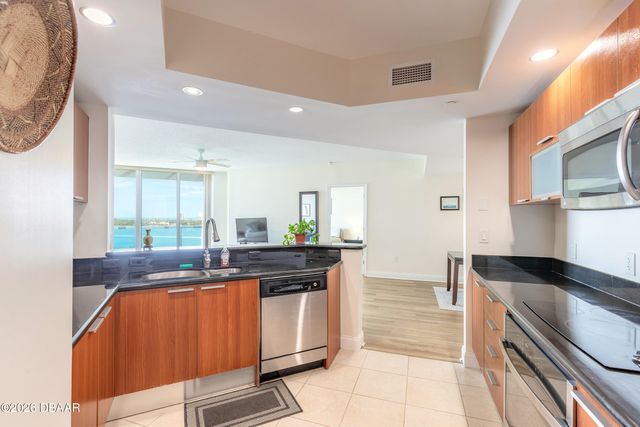 241 Riverside Dr Unit 1106, Holly Hill, FL 32117