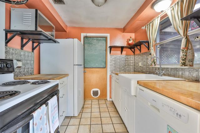 10823 106TH STREET, Largo, FL 33773