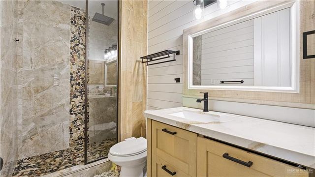 1717 Thompson Road, Mission, TX 78573