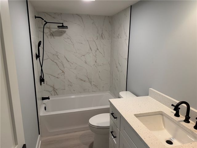 31 Plantation Drive 201, Vero Beach, FL 32966