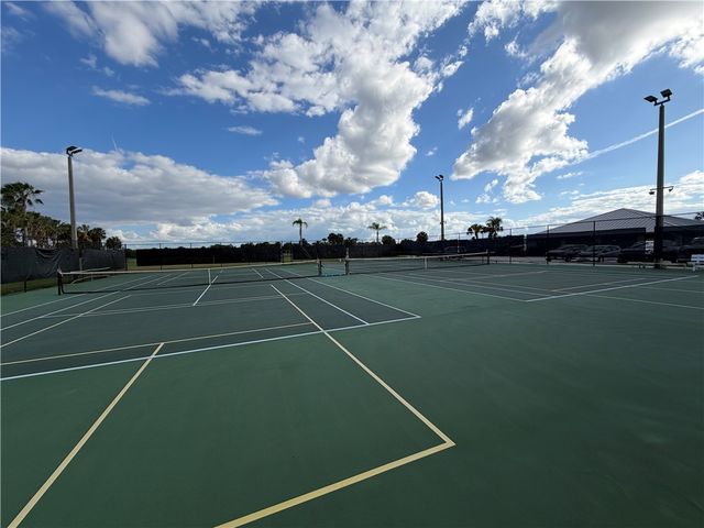 31 Plantation Drive 201, Vero Beach, FL 32966