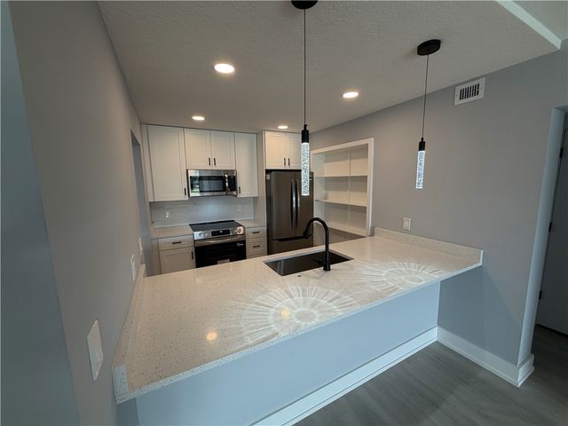 31 Plantation Drive 201, Vero Beach, FL 32966