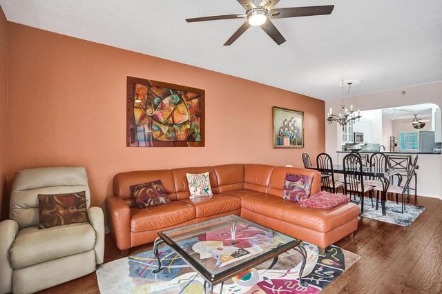 7635 Southampton Terrace 214, Tamarac, FL 33321