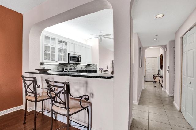 7635 Southampton Terrace 214, Tamarac, FL 33321