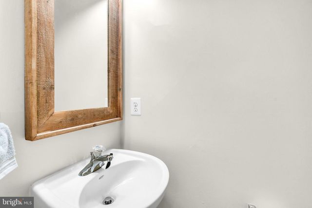 9816 PICKENS PL, Manassas Park, VA 20111