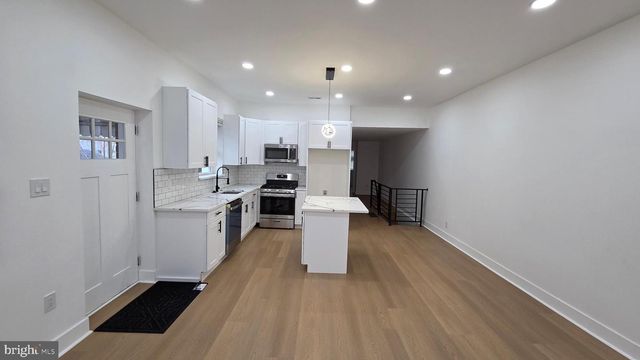 7552 FORREST AVE, Philadelphia, PA 19150