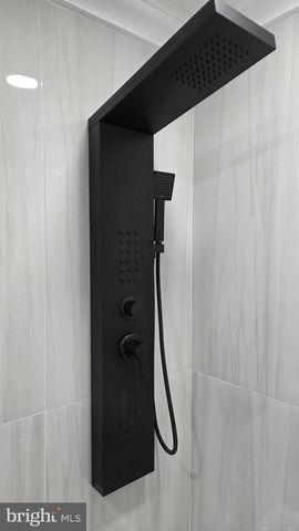 7552 FORREST AVE, Philadelphia, PA 19150