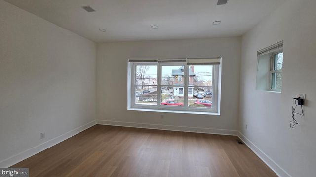 7552 FORREST AVE, Philadelphia, PA 19150