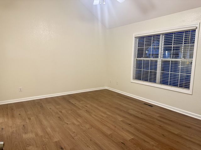 504 Hunter Court, White Bluff, TN 37187