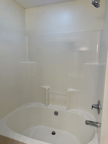 504 Hunter Court, White Bluff, TN 37187