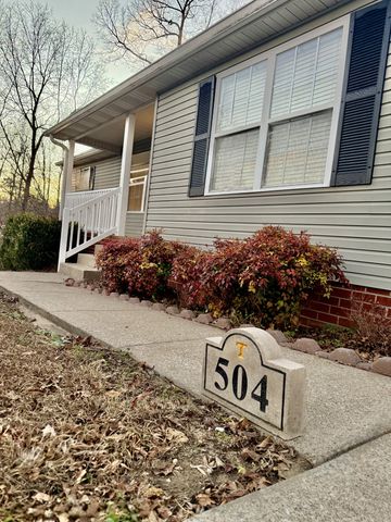 504 Hunter Court, White Bluff, TN 37187