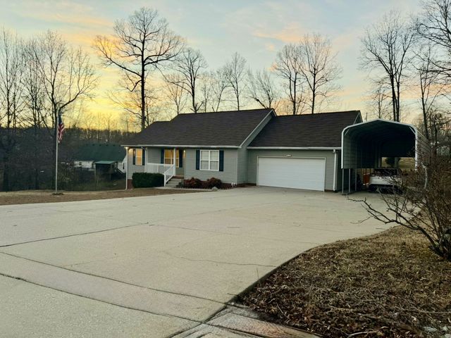 504 Hunter Court, White Bluff, TN 37187