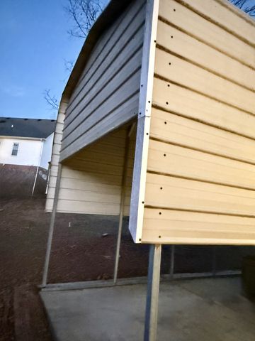 504 Hunter Court, White Bluff, TN 37187