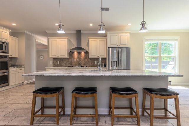 4817 GRAYSEN GORGE RD, Lakeland, TN 38002