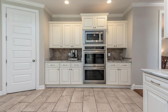 4817 GRAYSEN GORGE RD, Lakeland, TN 38002