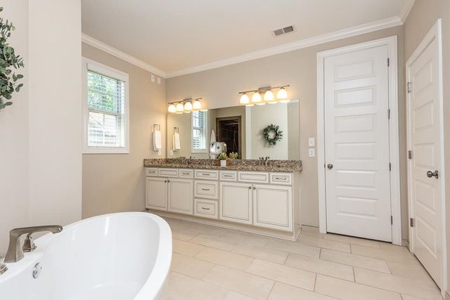 4817 GRAYSEN GORGE RD, Lakeland, TN 38002