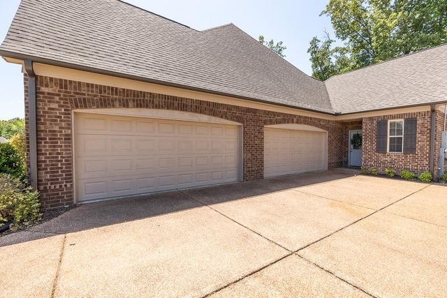 4817 GRAYSEN GORGE RD, Lakeland, TN 38002