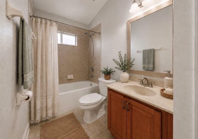 1836 RAVEN GLEN DRIVE, Ruskin, FL 33570