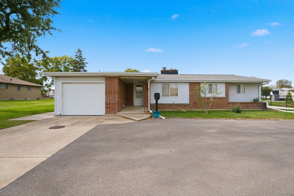 2277 S Briggs Street, Lockport, IL 60441 — photo 2