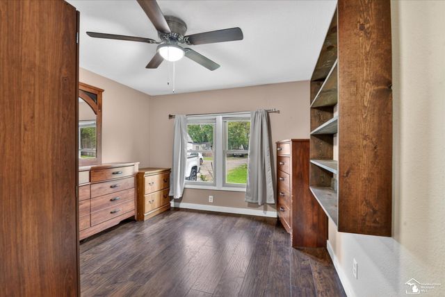 7077 Taylor Avenue, Temperance, MI 48182