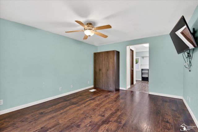 7077 Taylor Avenue, Temperance, MI 48182