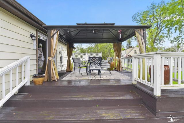 7077 Taylor Avenue, Temperance, MI 48182