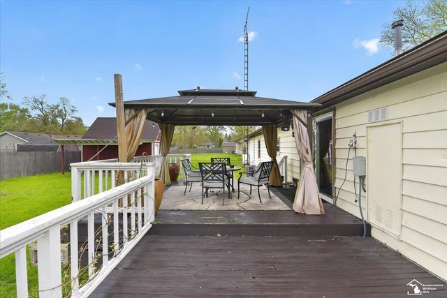 7077 Taylor Avenue, Temperance, MI 48182